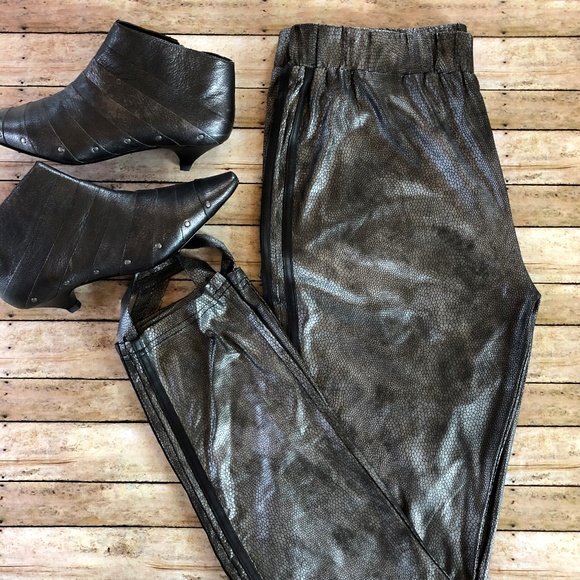 Simon Chang Pants - Simon Chang Snake Print Pants